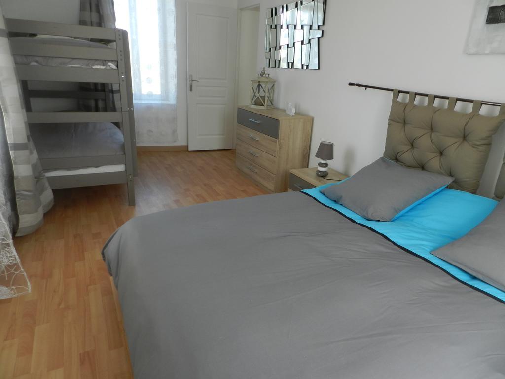 Gite Utah Saint-Laurent-sur-Mer Room photo