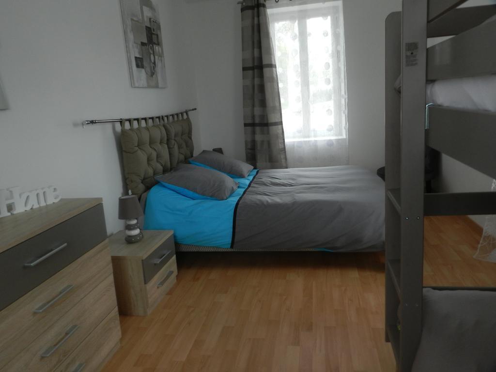 Gite Utah Saint-Laurent-sur-Mer Room photo